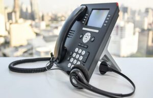 8 Best VoIP Phone Systems for Modern Business Startup to Large.?